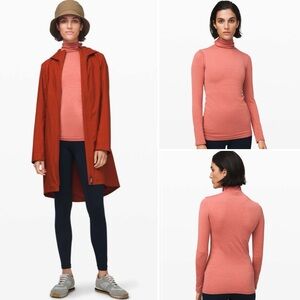 Lululemon Yin Vibes Turtleneck